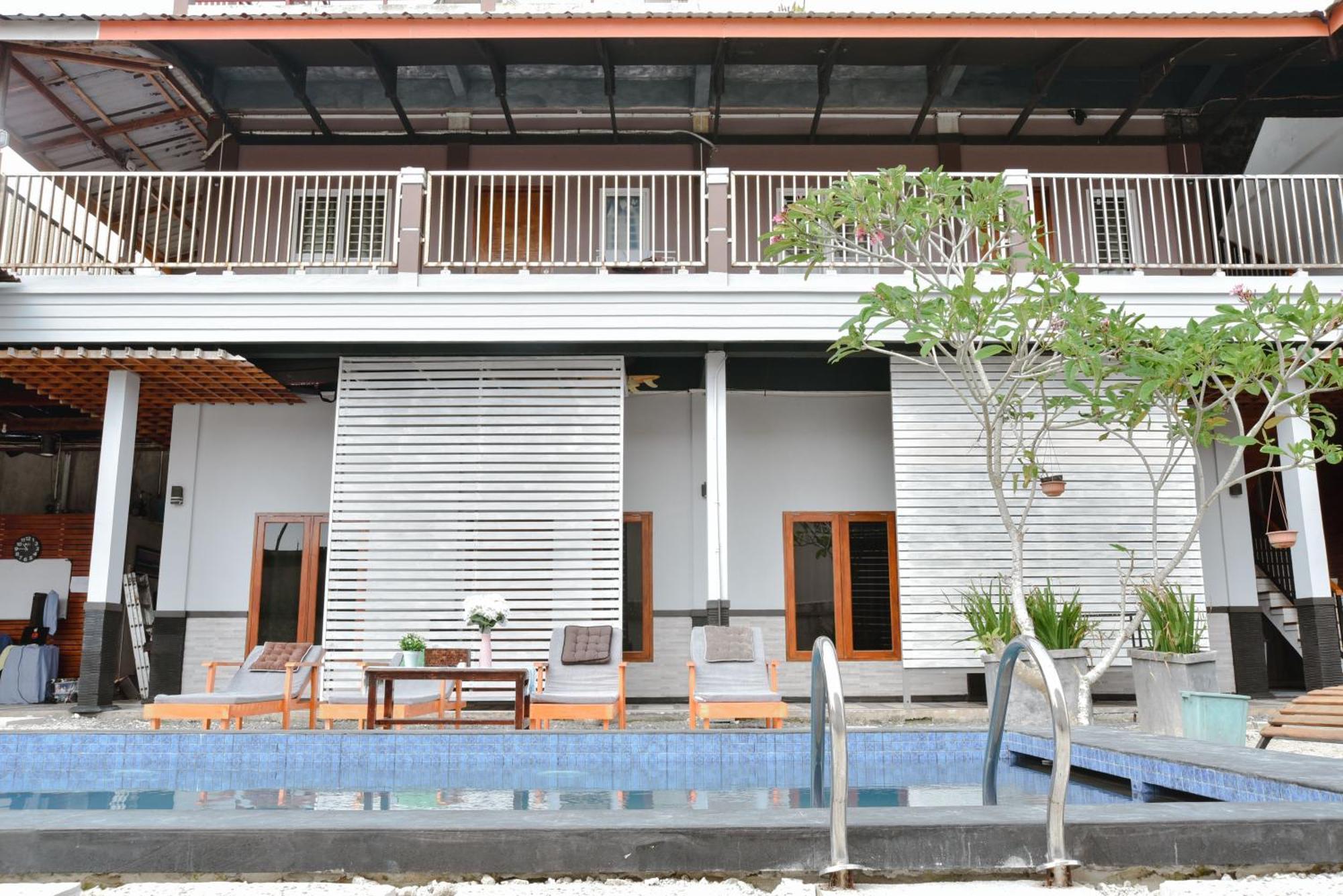 Oseda Nias Surf House Hotel Hilibotodane Buitenkant foto