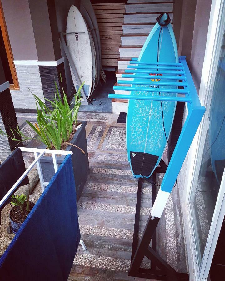 Oseda Nias Surf House Hotel Hilibotodane Buitenkant foto