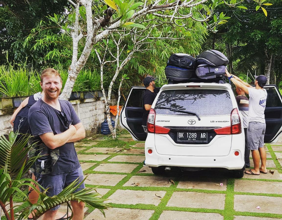 Oseda Nias Surf House Hotel Hilibotodane Buitenkant foto