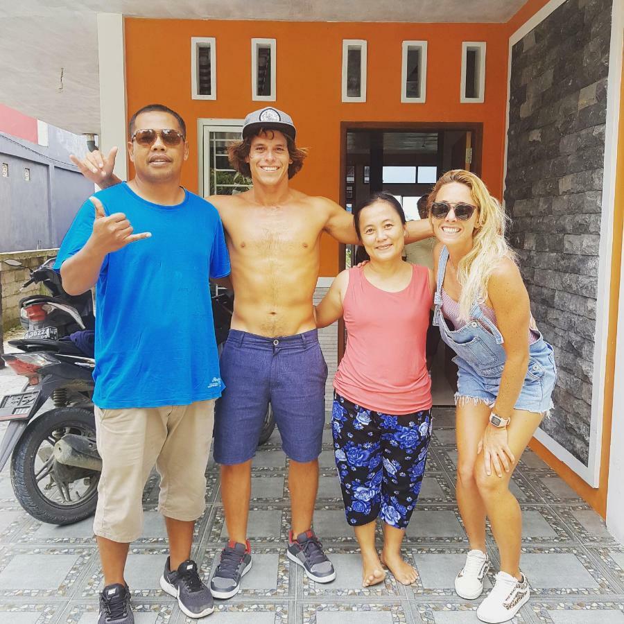 Oseda Nias Surf House Hotel Hilibotodane Buitenkant foto