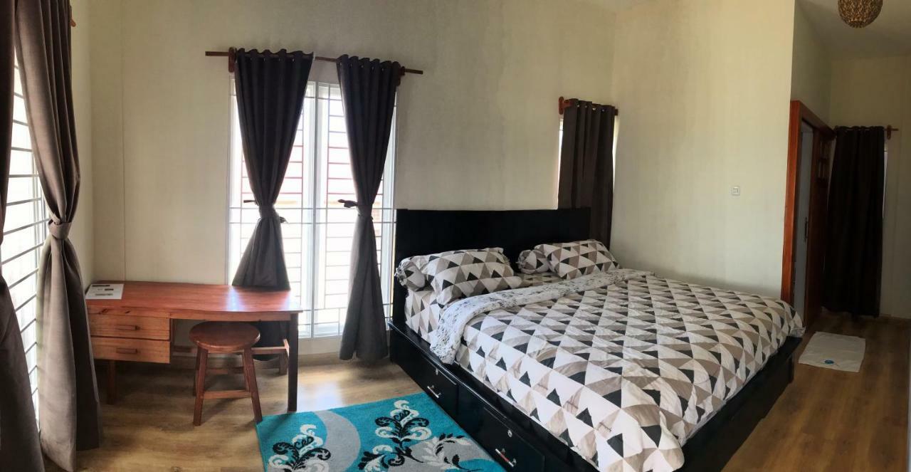 Oseda Nias Surf House Hotel Hilibotodane Buitenkant foto