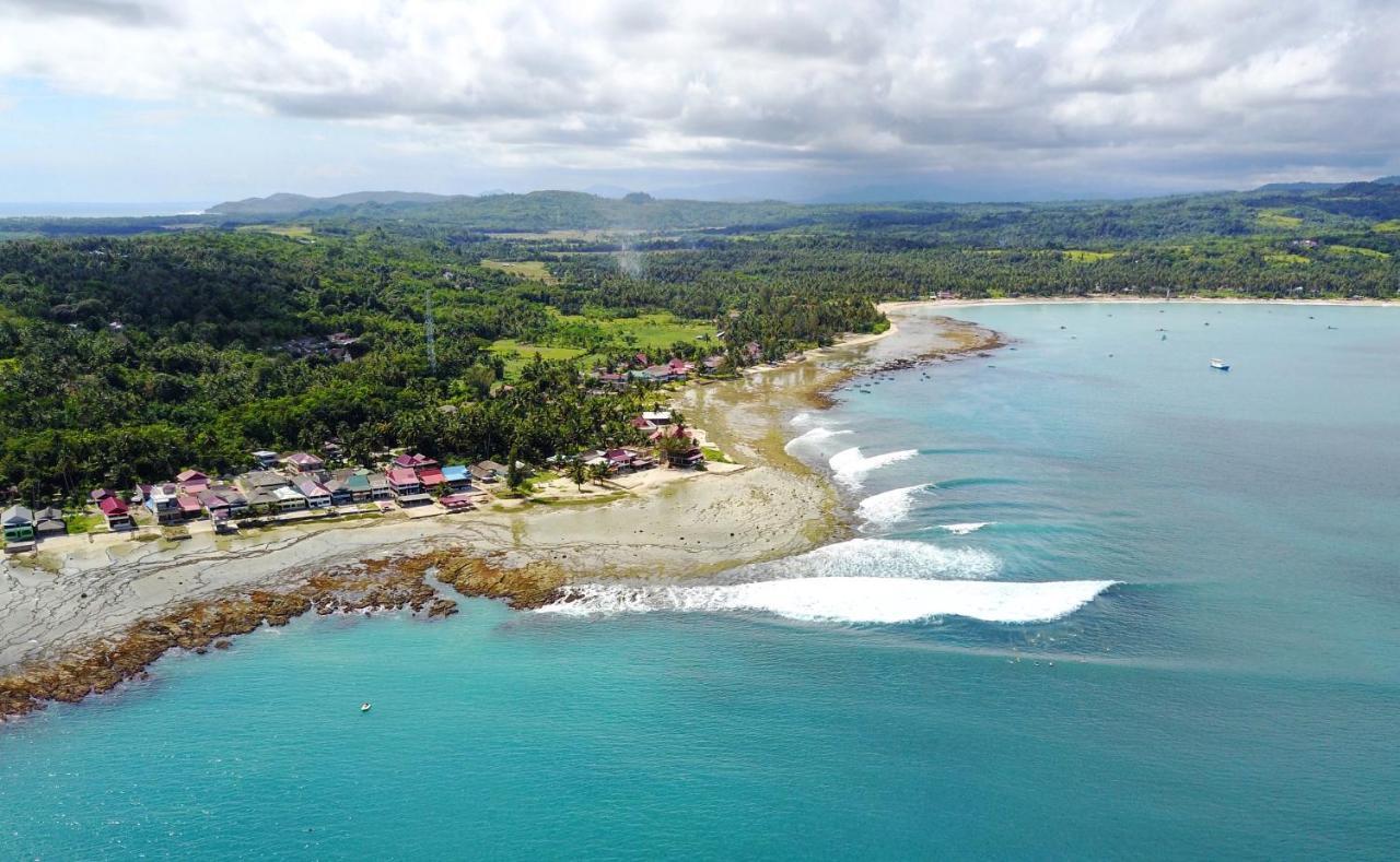 Oseda Nias Surf House Hotel Hilibotodane Buitenkant foto